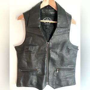 YAMAHA STAR leather motorcycle vest (Never worn!)